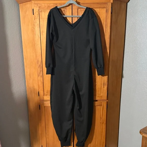 Y2K Baggy leg Black V-Neck Jumpsuit - Picture 1 of 2